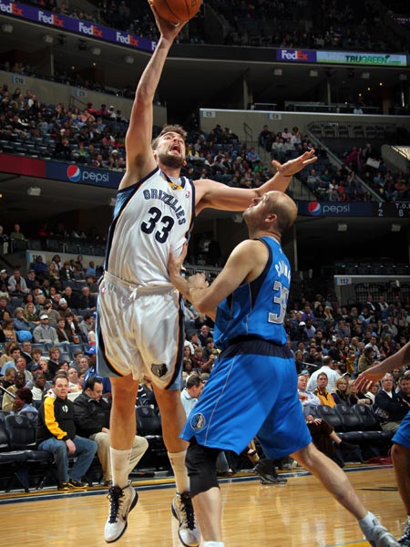 不让对手轻 不让对手轻